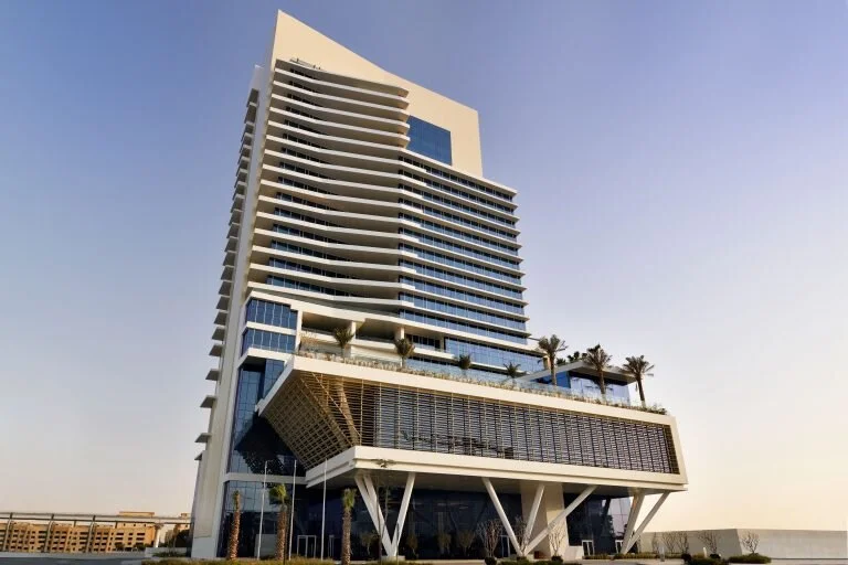 Grand-Plaza-Movenpick-Media-City-EXT-768x512.jpeg