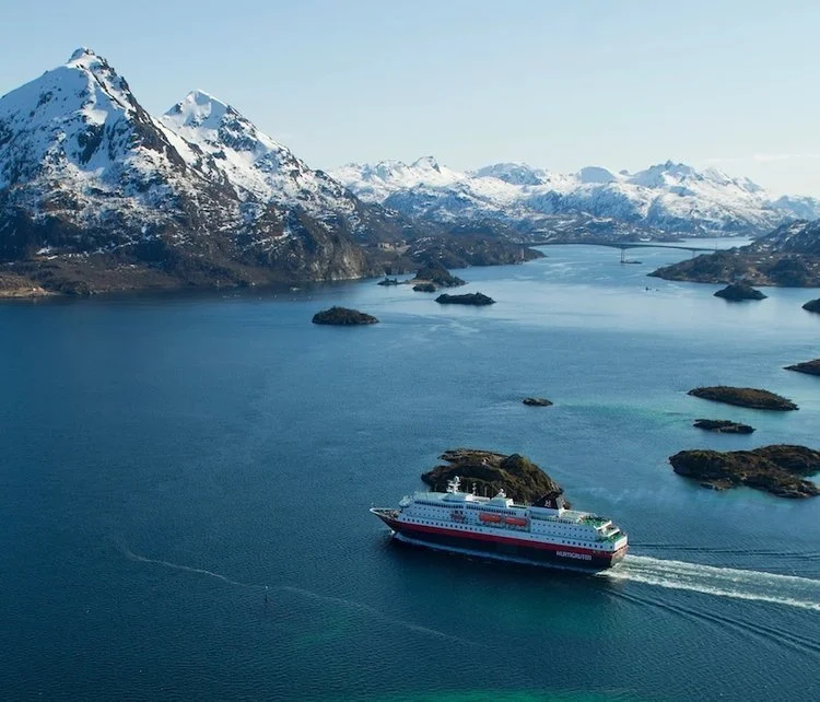 Hurtigruten actively engages in responsible procurement practices by partnering with local fishermen and farmers, supporting their livelihoods and contributing to the economic development of the communities they visit. This approach not only enhances