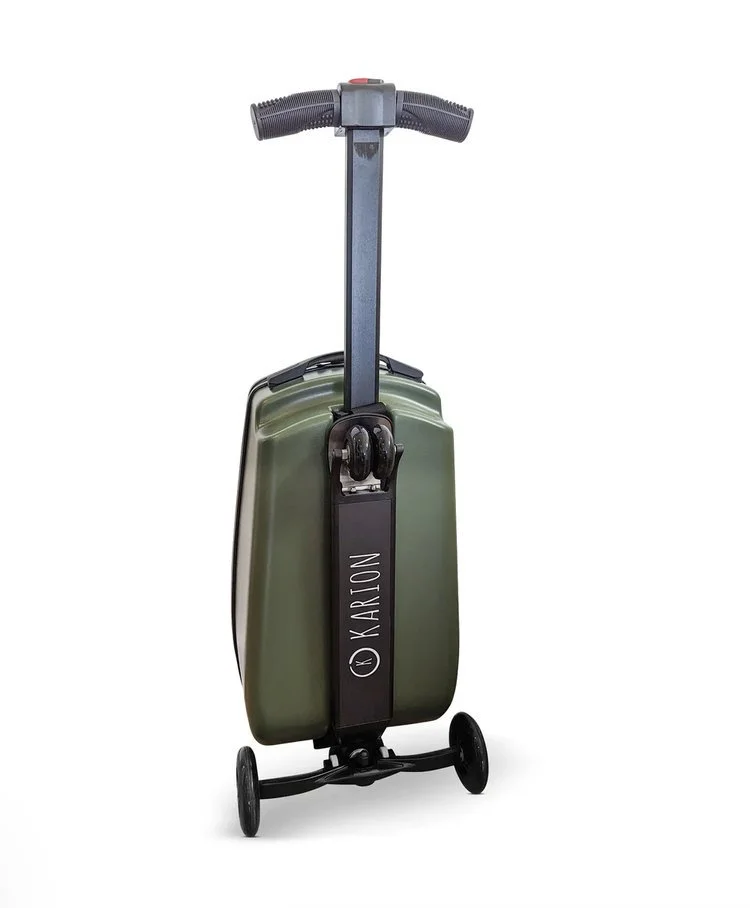 With a simple click the Scootcase detaches a scooter effortlessly from the suitcase, transforming into a standalone ride for your child. More than just luggage – it's a passport to endless fun even after reaching your destination. And when it's time 