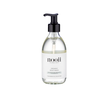 Nooii’s motto is: achieve the maximum effect for the skin with the minimum possible number of natural ingredients. And in order to keep the impact of their products in balance with the environment, they continuously scout the latest, innovative mater