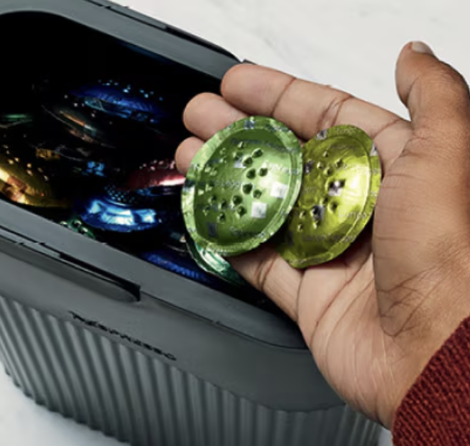 Nespresso has created an easy and free recycling program for professional customers that makes recycling easy and efficient. With 100,000+ collection points across the globe and capsules made from recyclable aluminum, customers can help contribute to