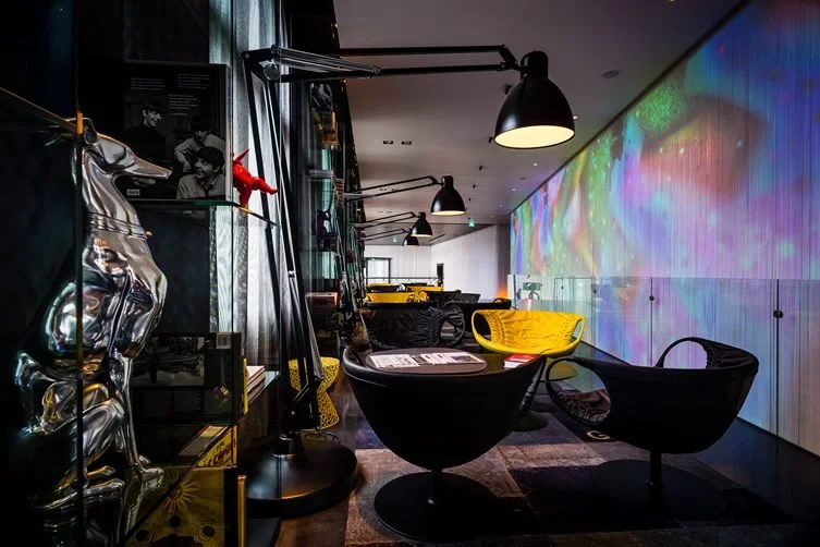 art'otel Amsterdam: The Art of Green
