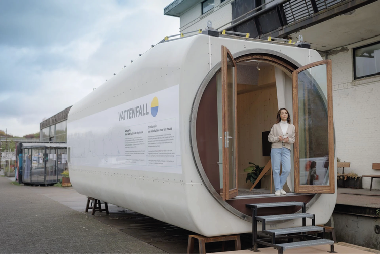 Global wind energy generation has increased 517% in the past ten years. As a solution to the increasing waste of this industry, Blade-Made offers a globally applicable design strategy for difficult to recycle wind turbine blades in their end-of-life 