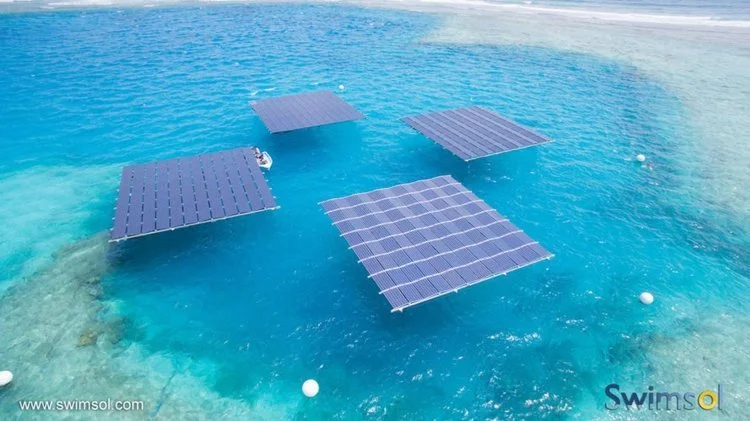 Swimol solar panels are mounted atop a patent-pending marine-grade aluminium alloy framework designed to let waves pass through. The system will last 30 years or more, can withstand waves of around six and a half feet high and winds of around 75 mile