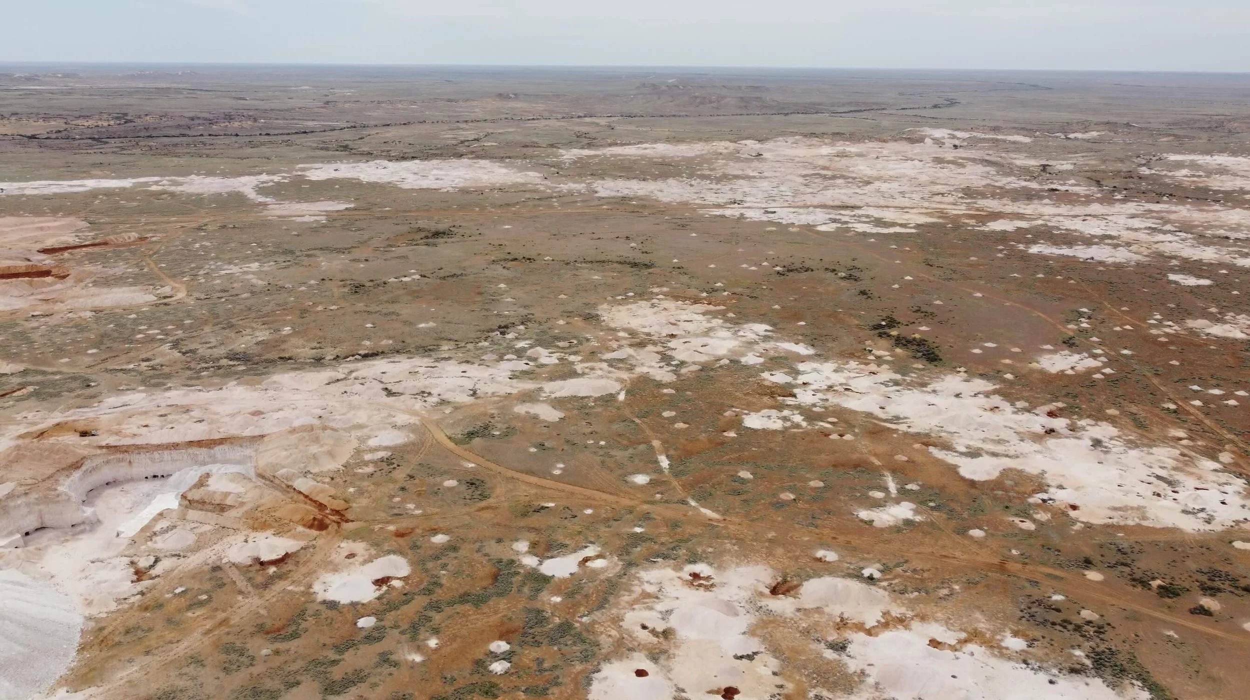 Foto aerea delle miniere di opale di Coober Pedy