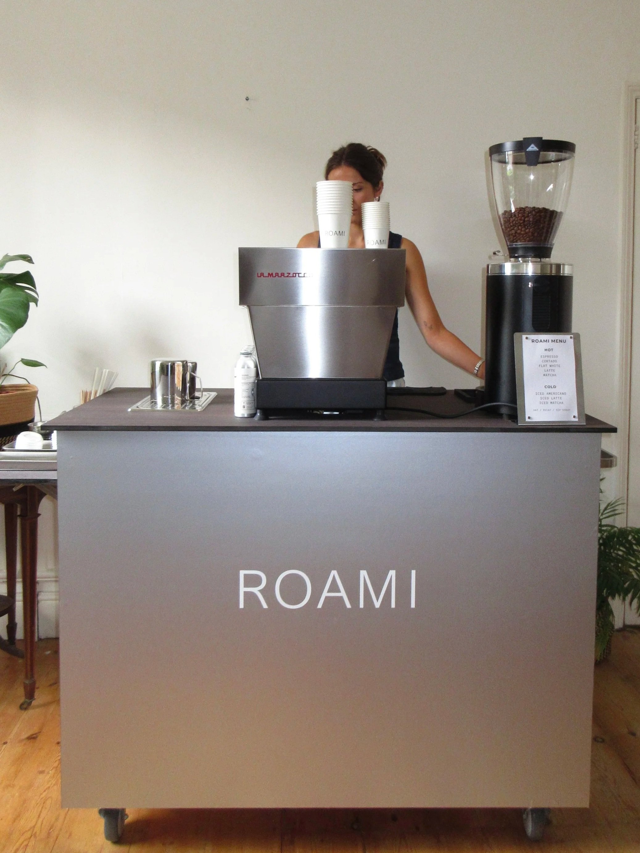 ROAMI Coffee cart