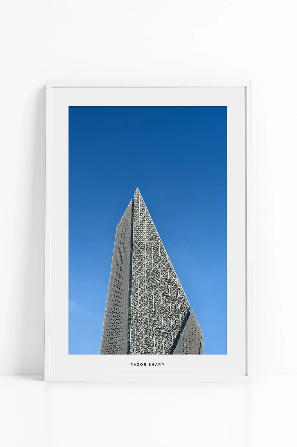 21_RAZOR SHARP - WHITE.jpg