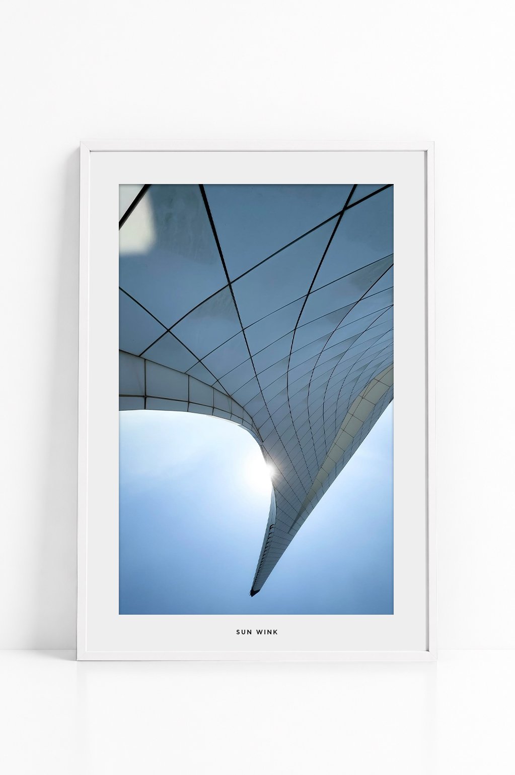 11_SUN WINK - WHITE.jpg