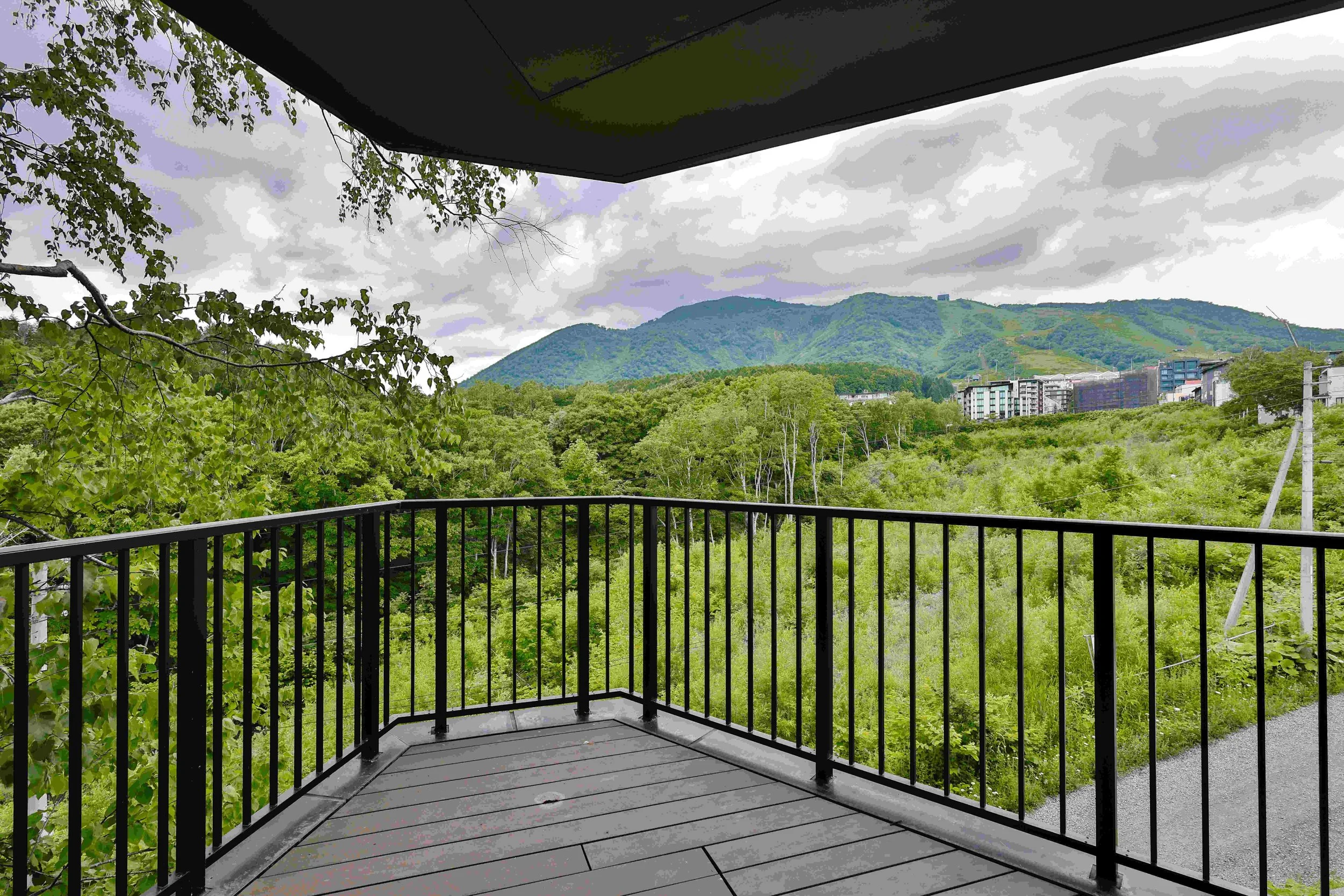 HavenNiseko_4BDRResidence_03-compresso.jpg