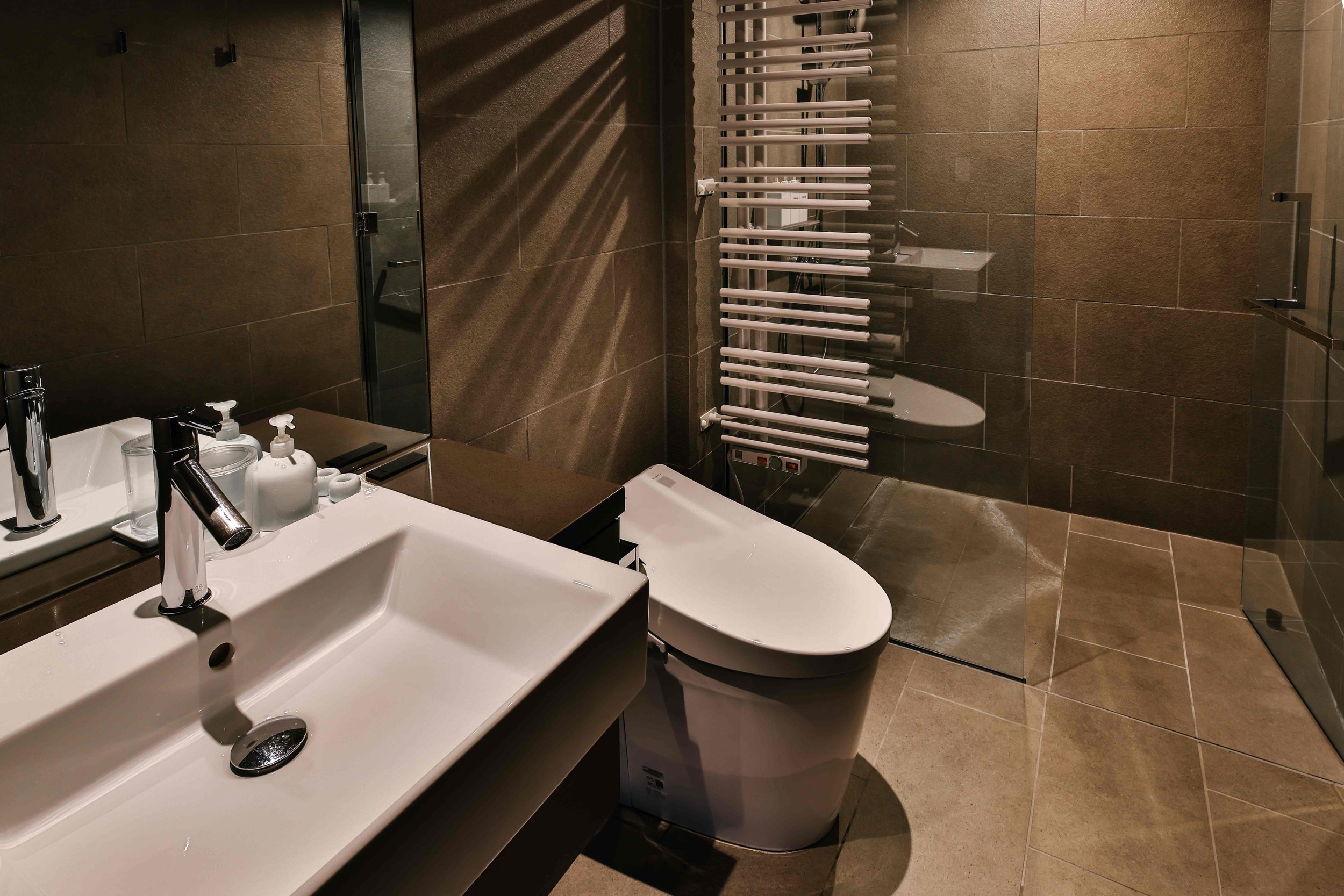 HavenNiseko_4BDRResidence_BDR3_05-compresso.jpg