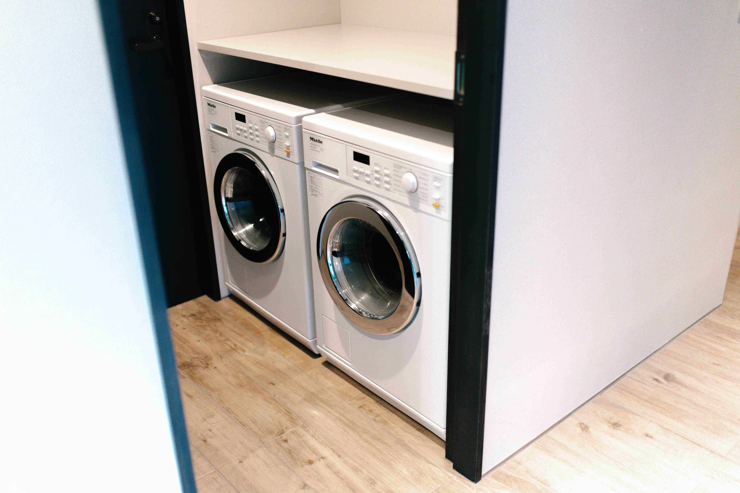 HavenNiseko_4BDRPenthouseResidence_05-compresso.jpg