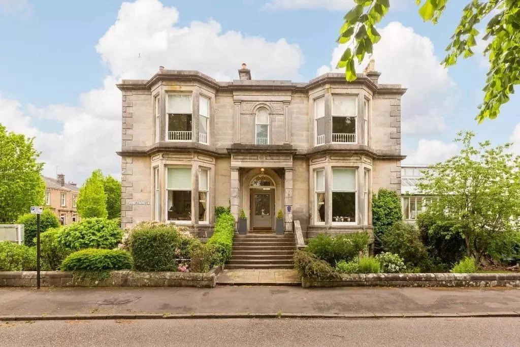 Victoria Square Hotel, Stirling: a Victorian sandstone villa with twin bay windows and a stepped entrance