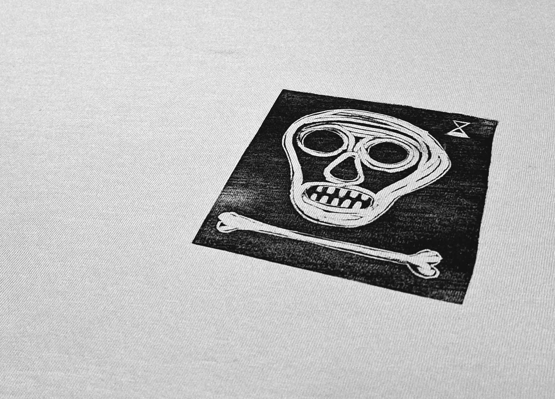 Linoprint on fabric of a skull