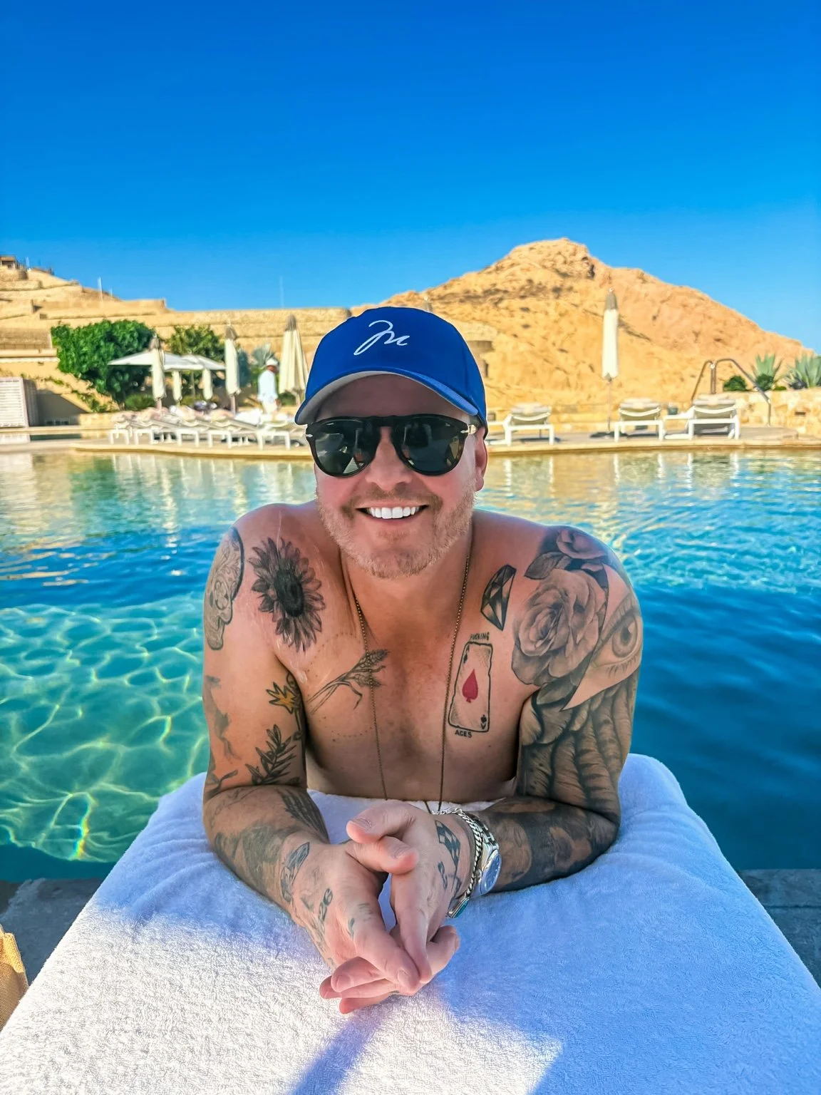 pool daze | montage + los Cabos