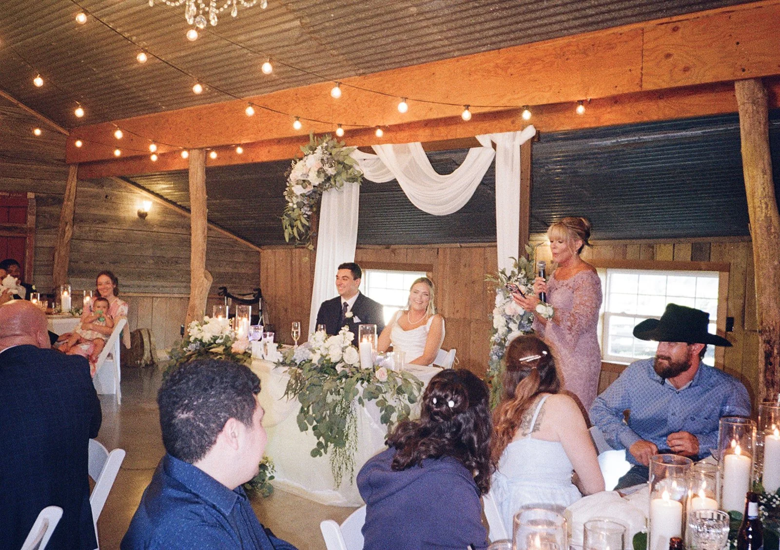 AnnieAustinPhoto_Dallas-Documentary-Wedding-Photography_Reception-photos_23.jpg