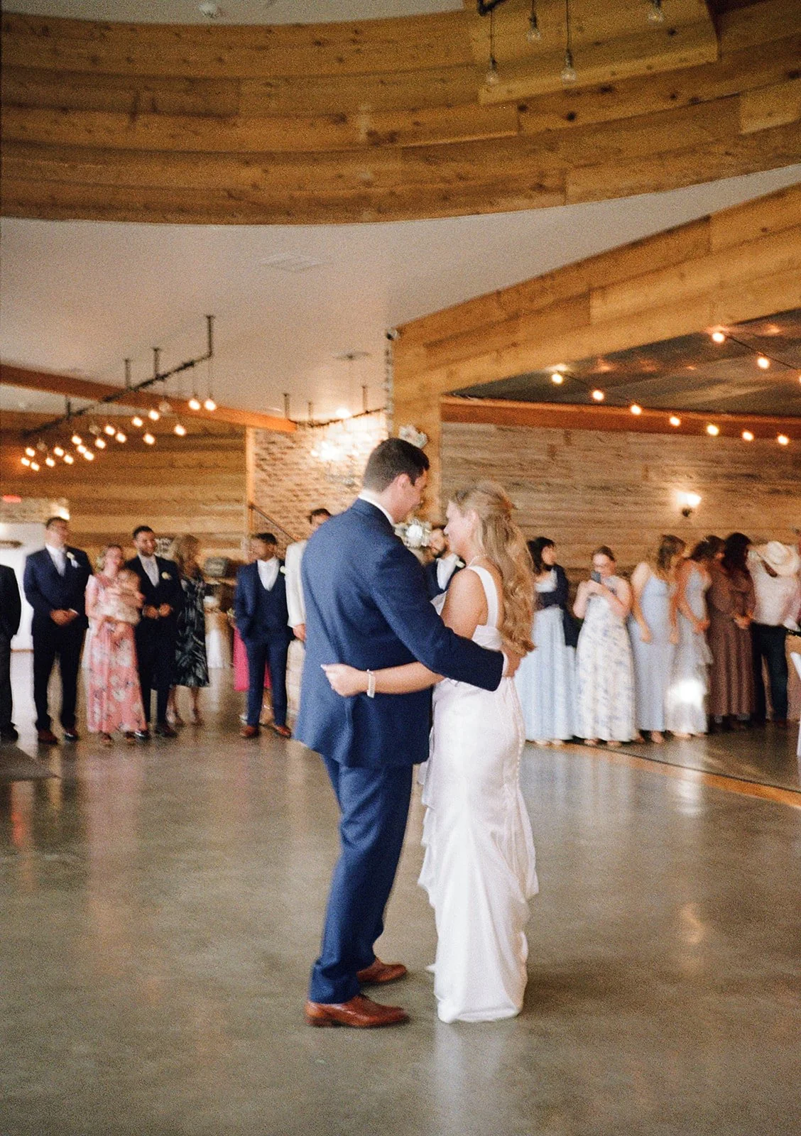 AnnieAustinPhoto_Dallas-Documentary-Wedding-Photography_Reception-photos_26.jpg