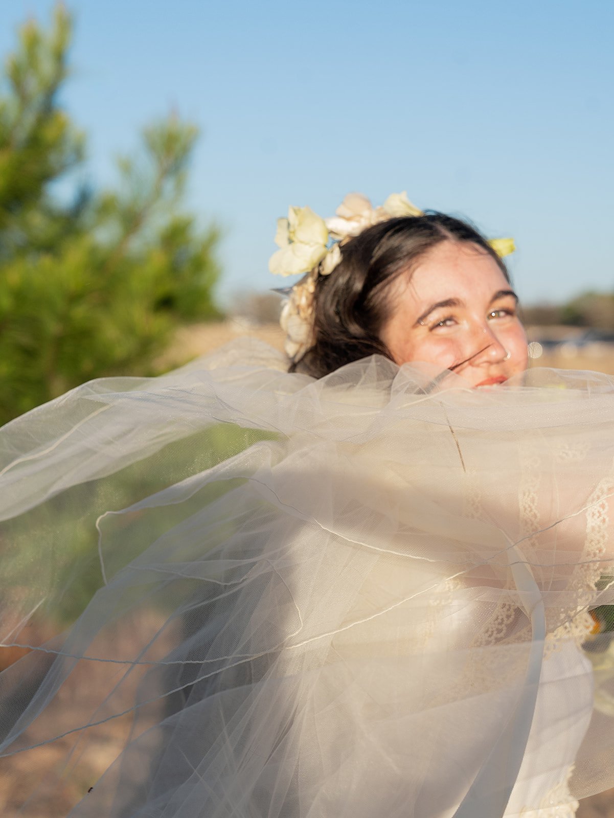 AnnieAustinPhoto_East-Texas-Documentary-Wedding_1970_s-style_44.jpg