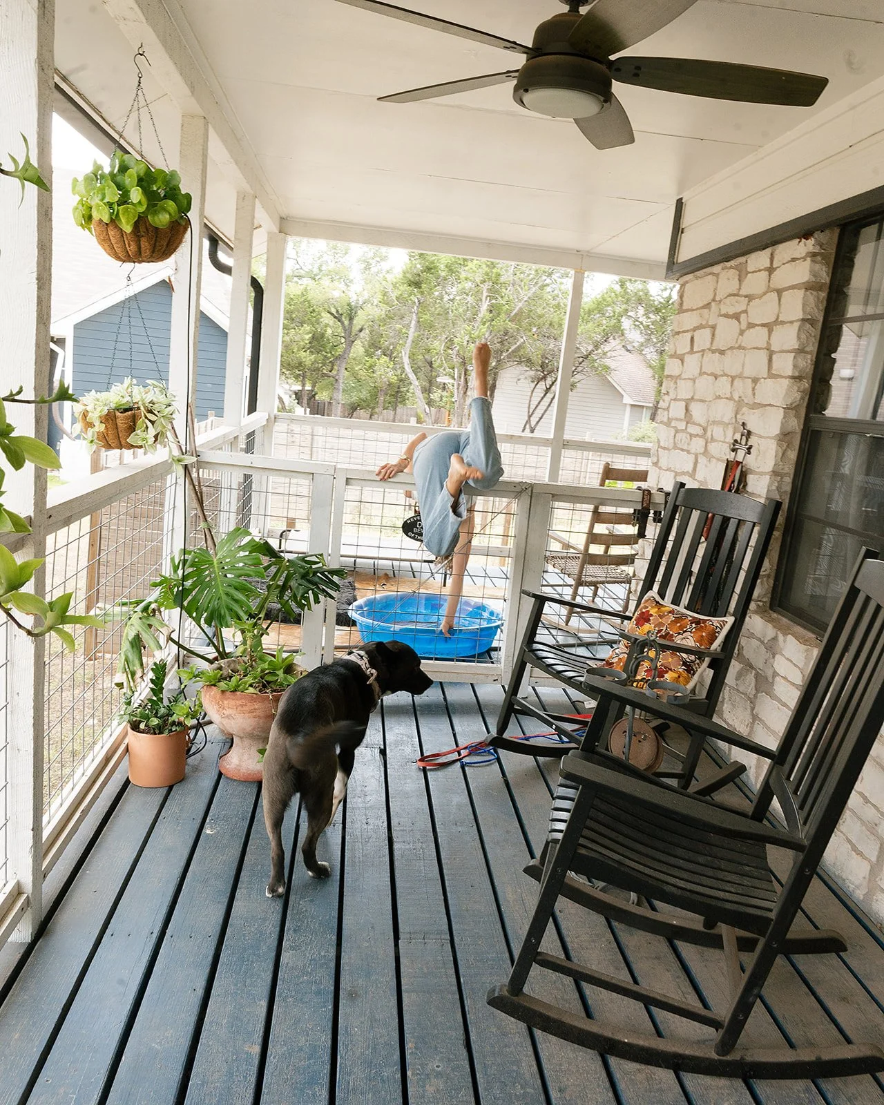 AnnieAustinPhoto_At-home-couples-photography_texas-porch_06.jpg