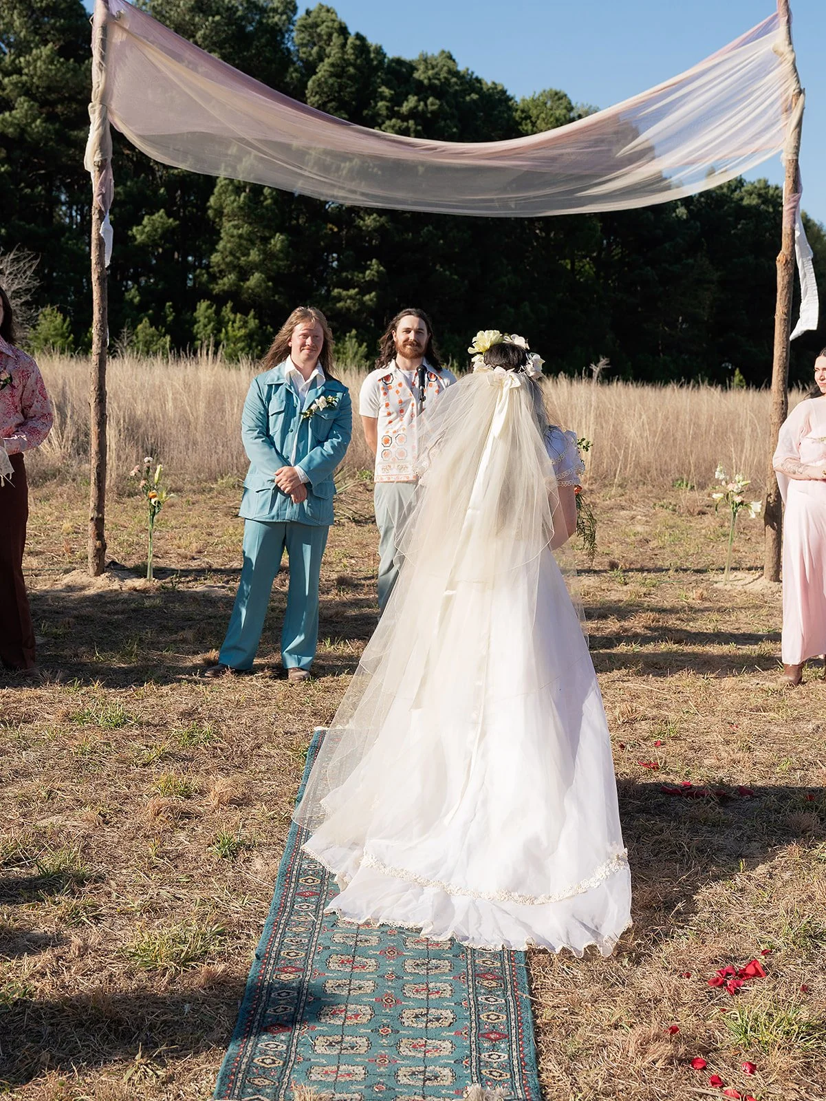 AnnieAustinPhoto_East-Texas-Wedding_Festival-style-ceremony_18.jpg