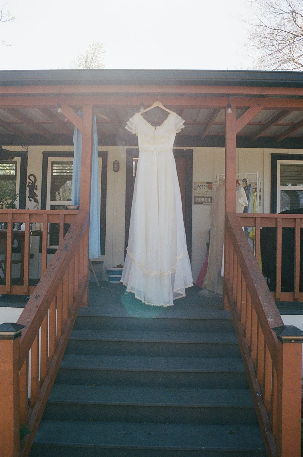 AnnieAustinPhoto_East-Texas-Wedding_Film-Photography_07.jpg