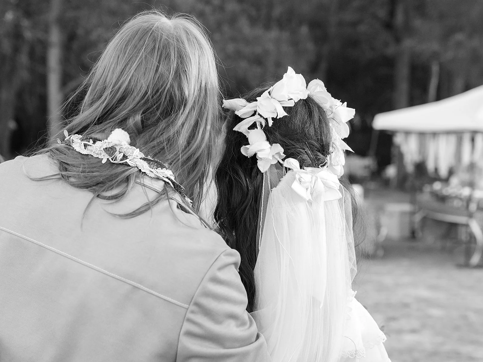 AnnieAustinPhoto_East-Texas-Documentary-Wedding_1970_s-style_50.jpg
