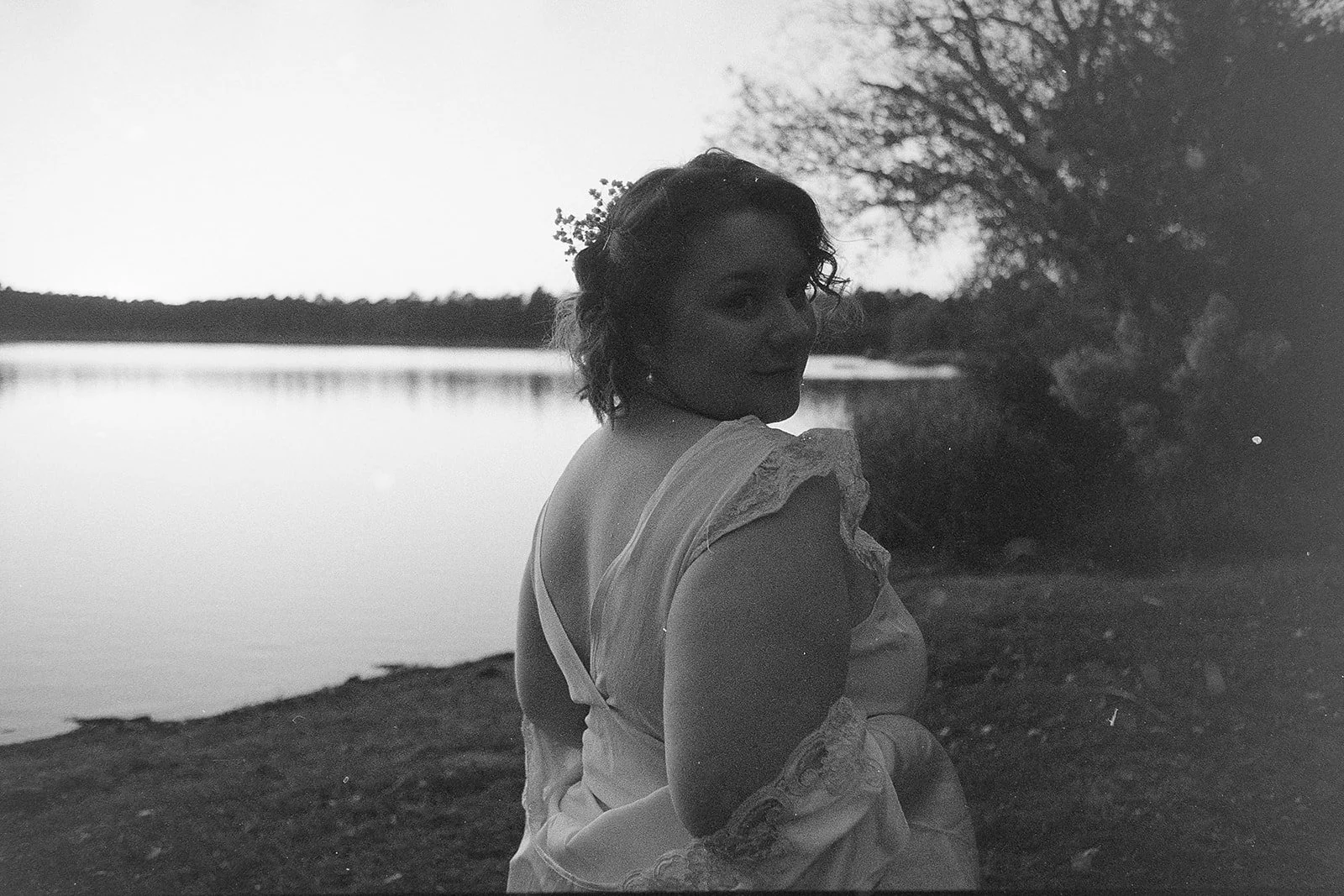 AnnieAustinPhoto_East-Texas-Bridals_analog-photography_17.jpg