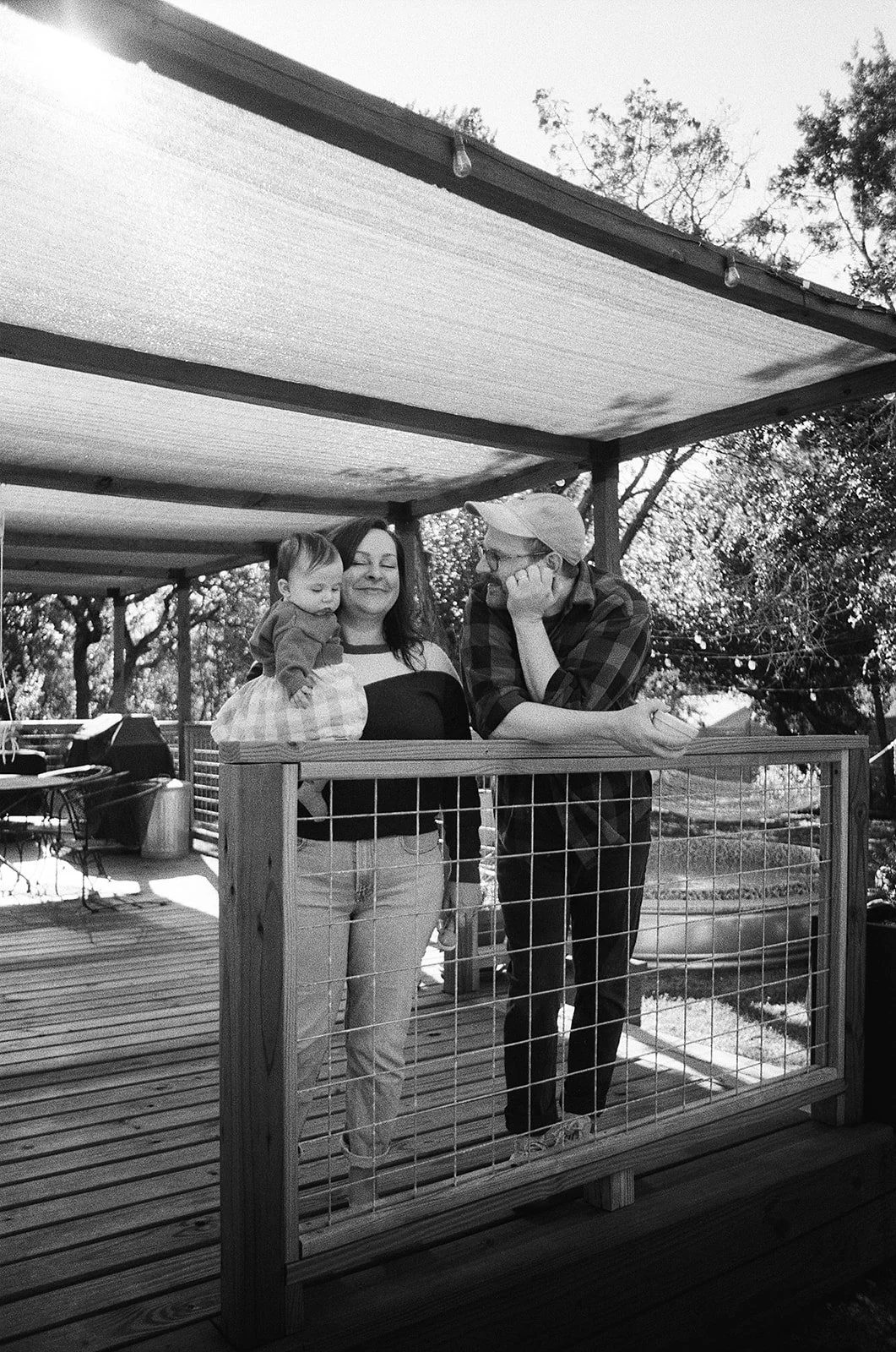 AnnieAustinPhoto_Texas-family-photography_at home-on-analog_23.jpg