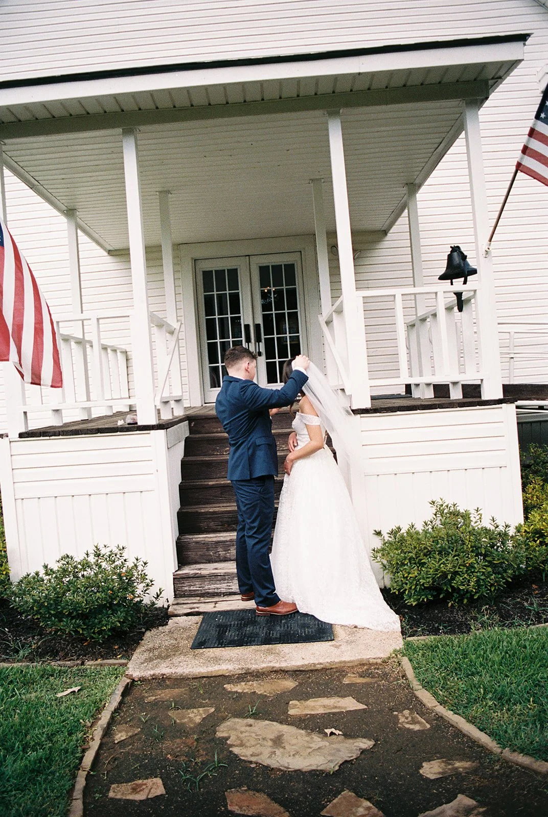AnnieAustinPhoto_Tyler-Texas-Wedding_documentary-elopement-on-film_14.jpg