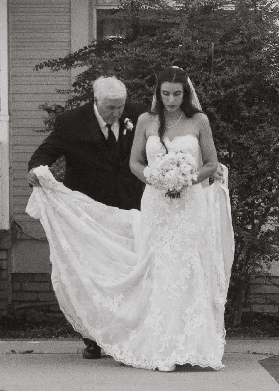 AnnieAustinPhoto_Oaklea-Mansion-Wedding_Ceremony-film-photography_15.jpg