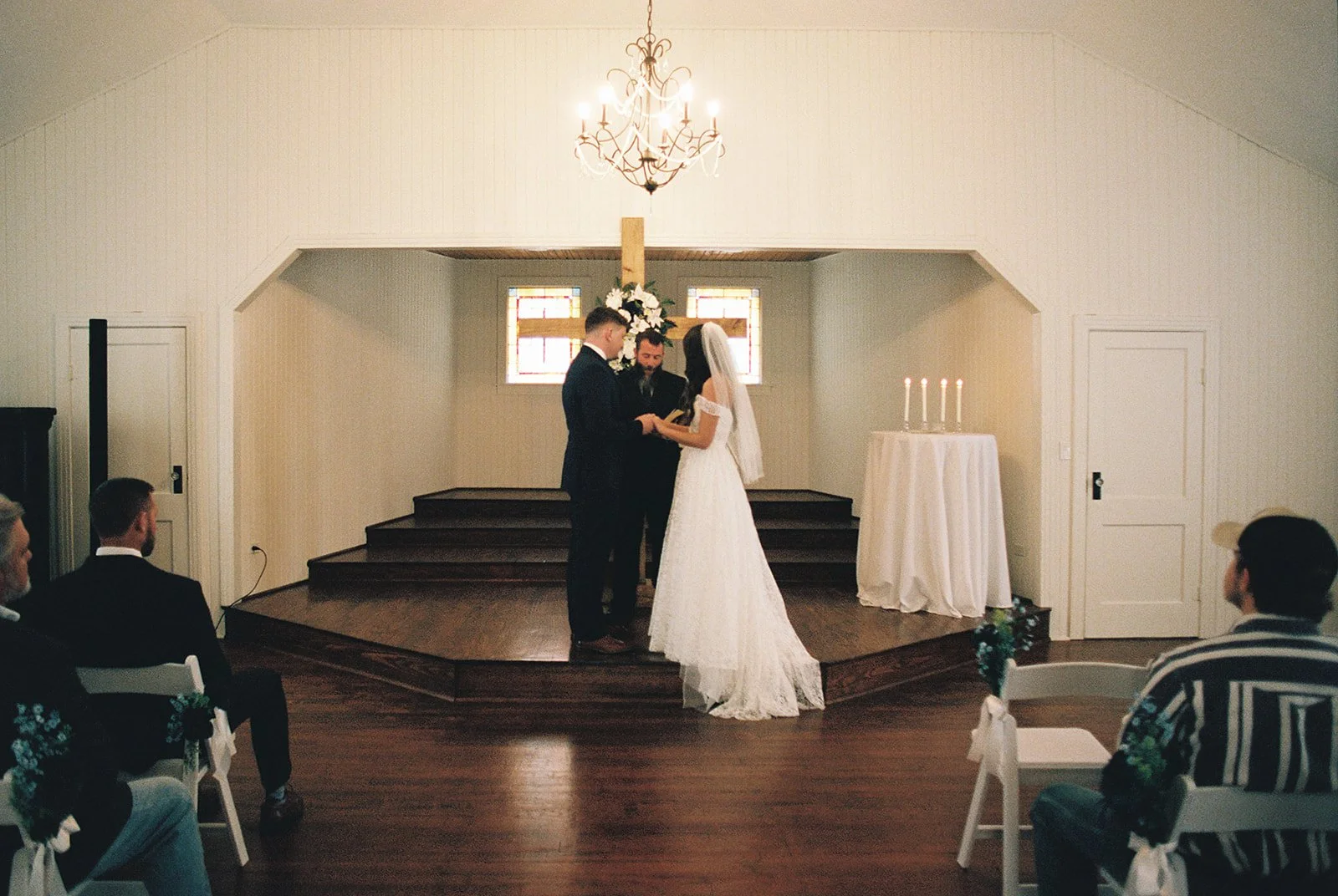 AnnieAustinPhoto_Tyler-Texas-Wedding_analog-photography_33.jpg