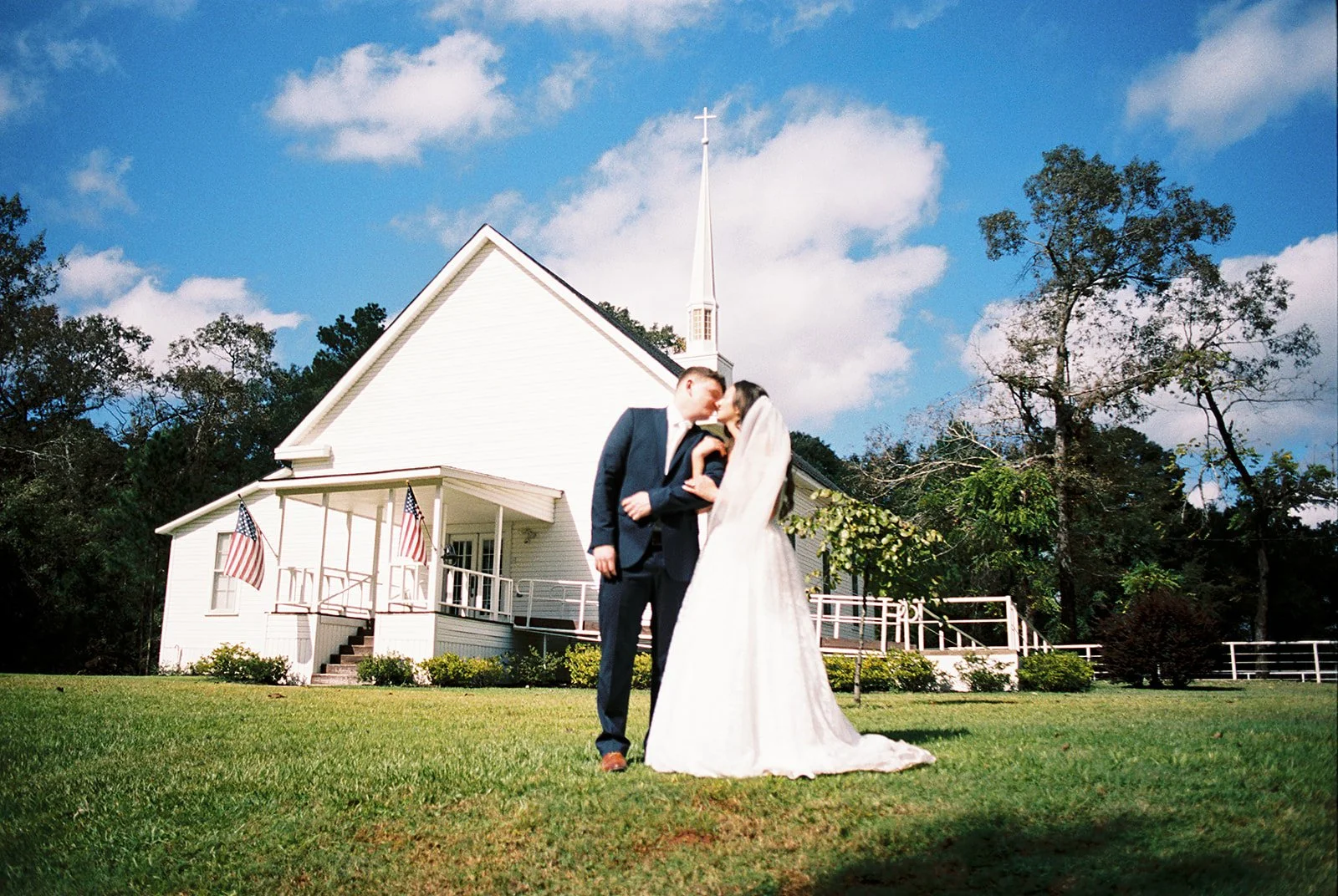 AnnieAustinPhoto_Tyler-Texas-Wedding_analog-photography_13.jpg