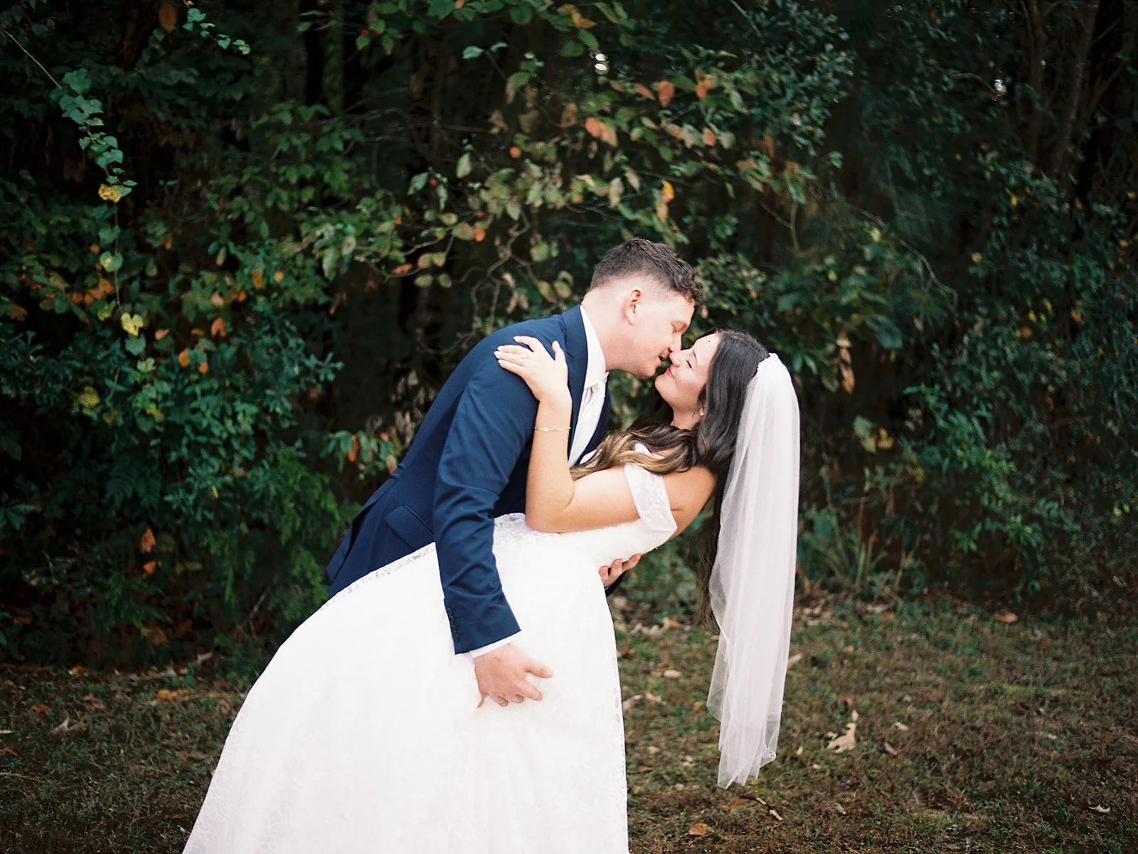 AnnieAustinPhoto_Tyler-Texas-Wedding_documentary-film-photography_05.jpg