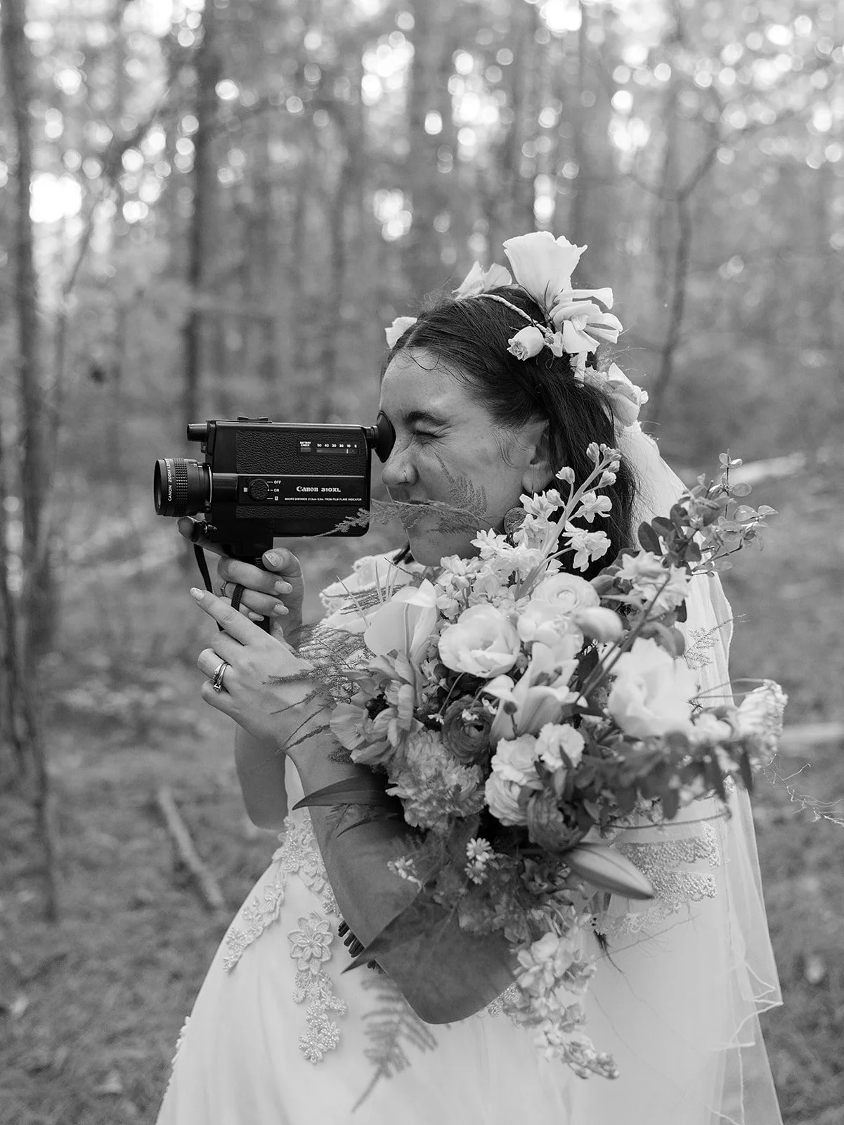 AnnieAustinPhoto_East-Texas-Wedding_Festival-style-ceremony_25.jpg