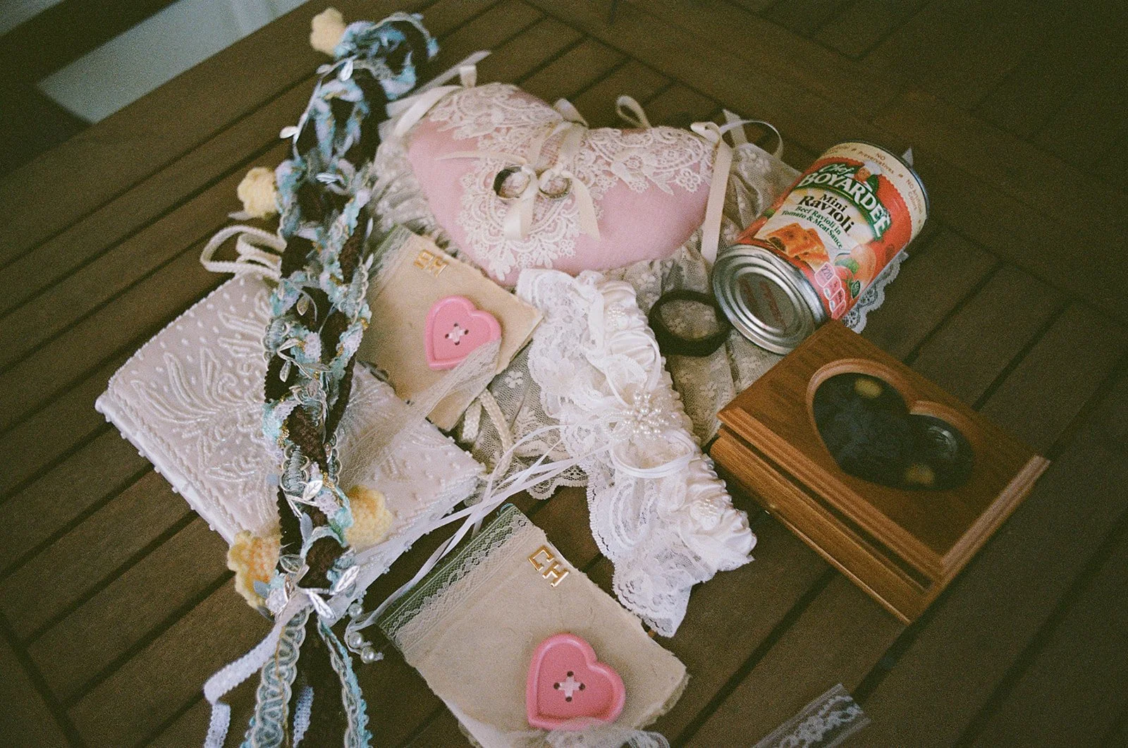 AnnieAustinPhoto-ETX_Film_wedding_photography-detail_photo_01.jpg
