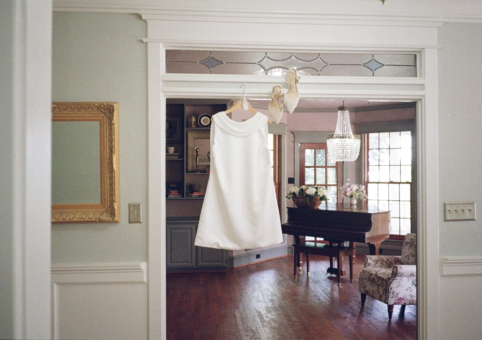 AnnieAustinPhoto_DFW-Wedding-Photography_on-analog-film_03.jpg
