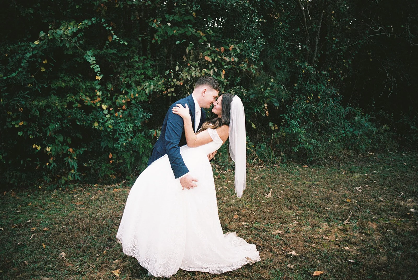 AnnieAustinPhoto_Tyler-Texas-Wedding_analog-documentary-photography_22.jpg