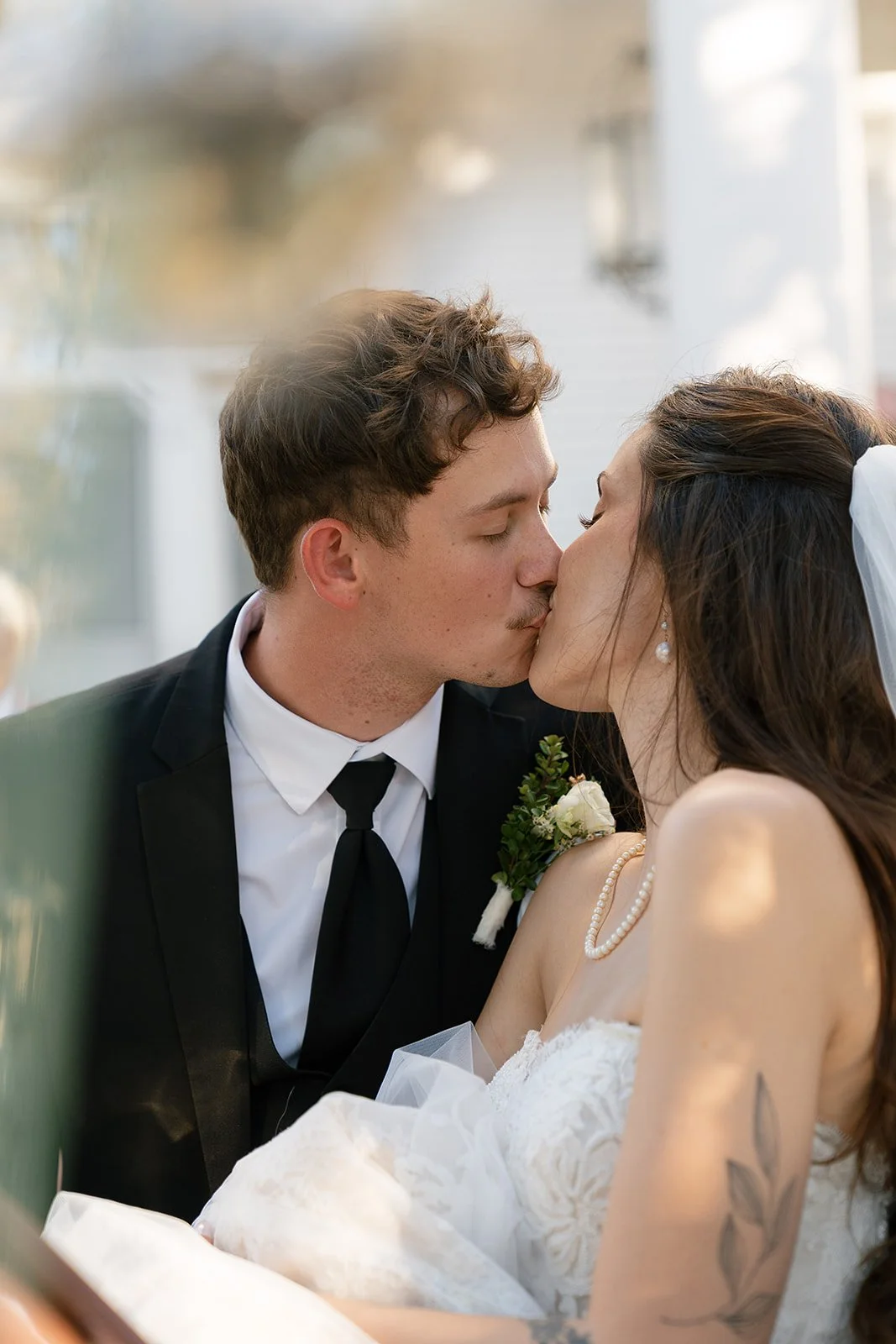 AnnieAustinPhoto_Oaklea-Mansion-Wedding_couples-portrait_39.jpg