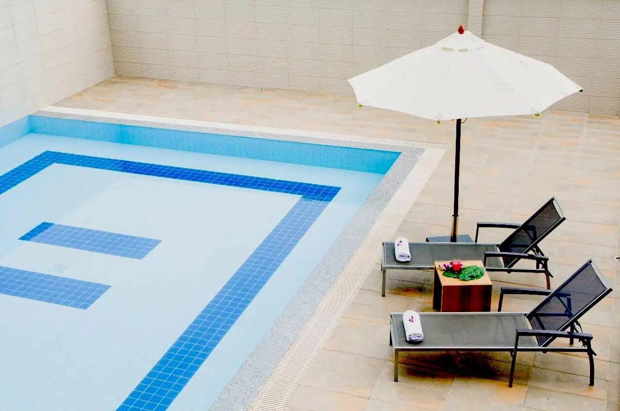 pool 3.jpeg