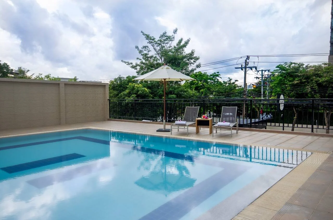 pool.jpeg