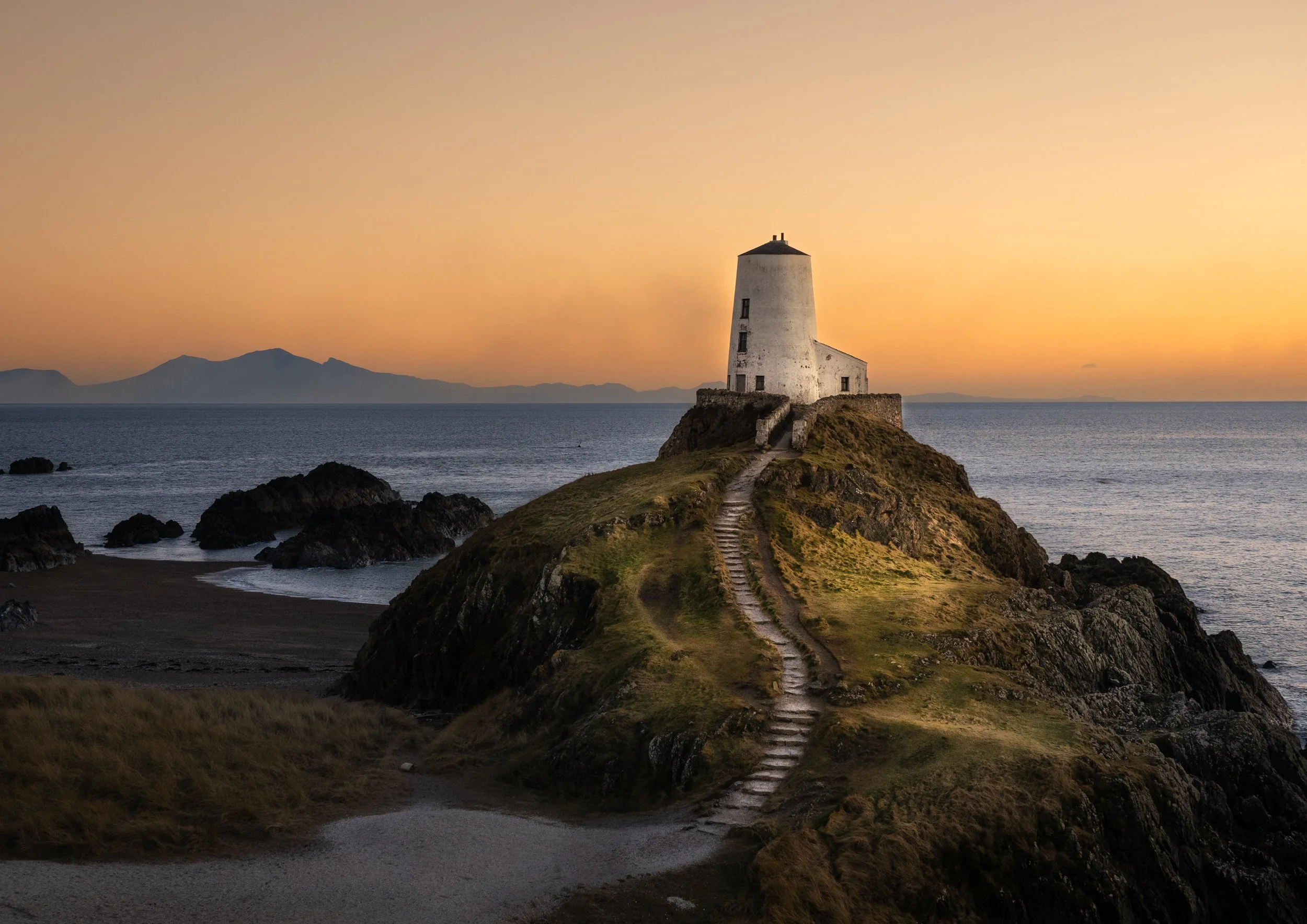 wales-seascape-twr-mawr-lighthouse copy.jpg