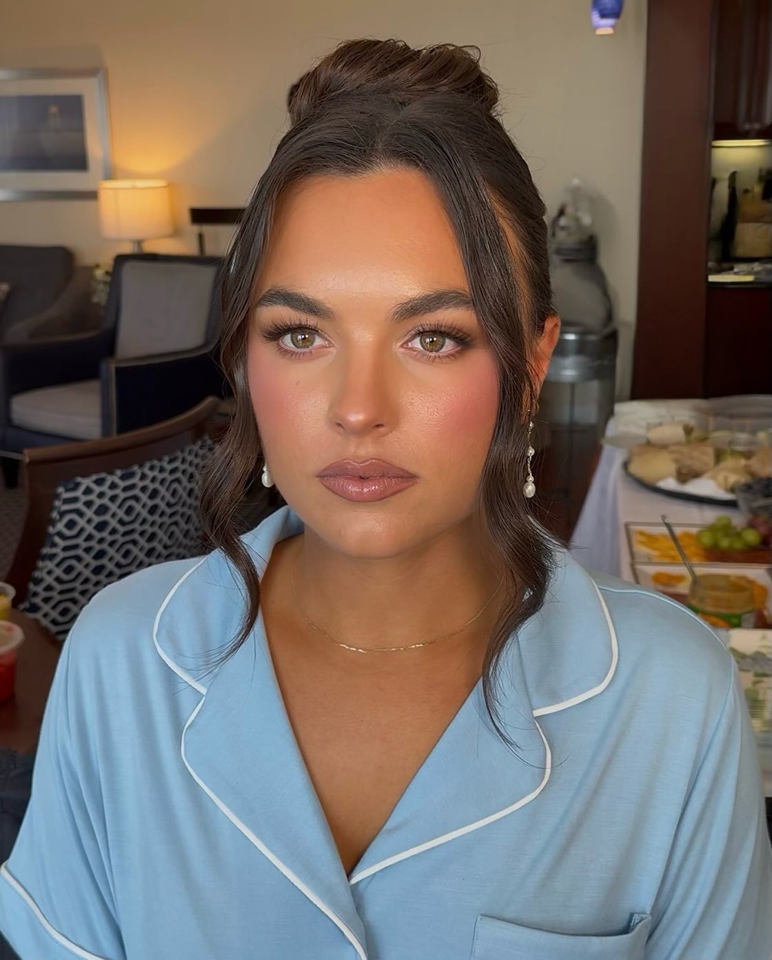 Obsessed with this bridesmaid glam 🩵

#bridesmaidglam #bridalmakeup #bridalmua #newportwedding #bridalmakeupartist

From a wedding with @herefortheglam_
Hair by @alexandralee1016 &amp; @thesamanthamariebeauty