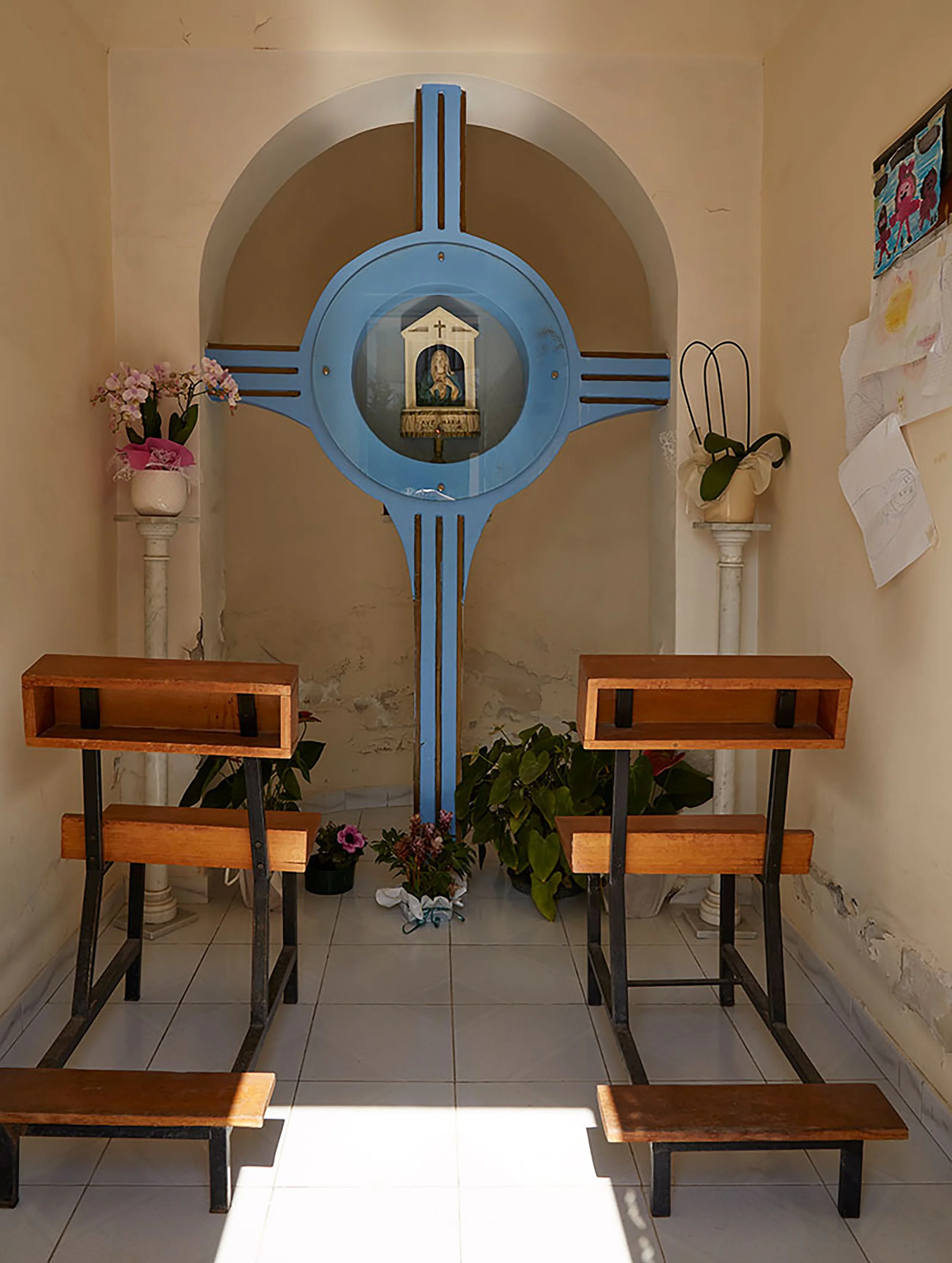 003_LOUISE HAGGER_SICILY SHRINES_.jpg