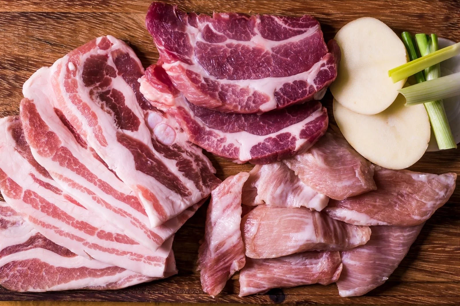 Panceta
Barriga suína em peça ou em tiras.