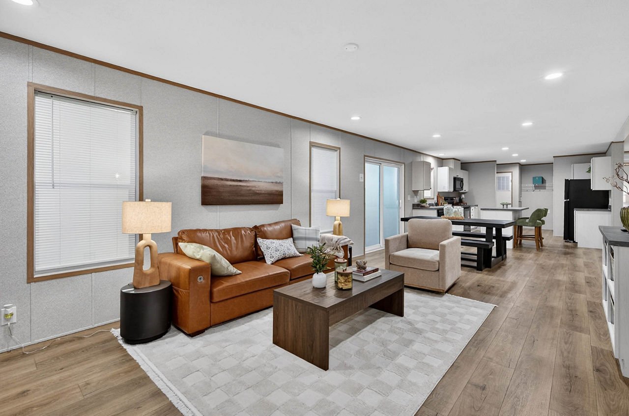 043-prime-prime-grand043-family-room-3.jpeg