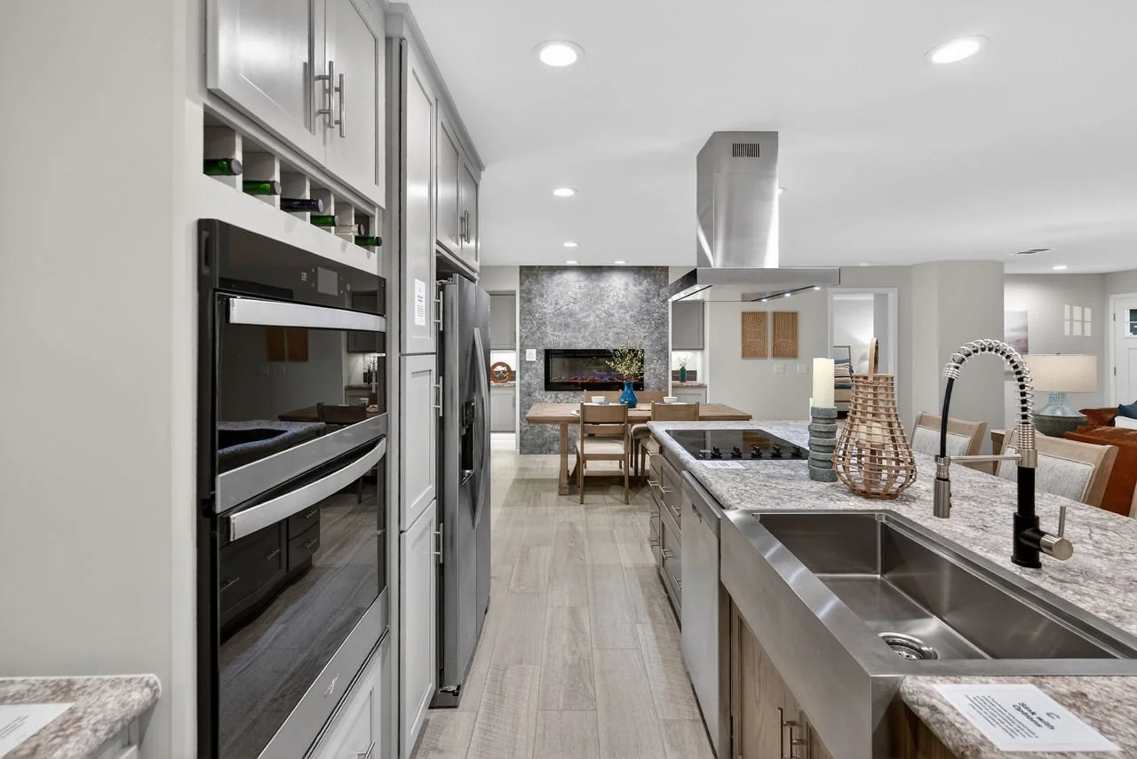 112-paramount-3260h32394-odyssey-kitchen-5.jpeg