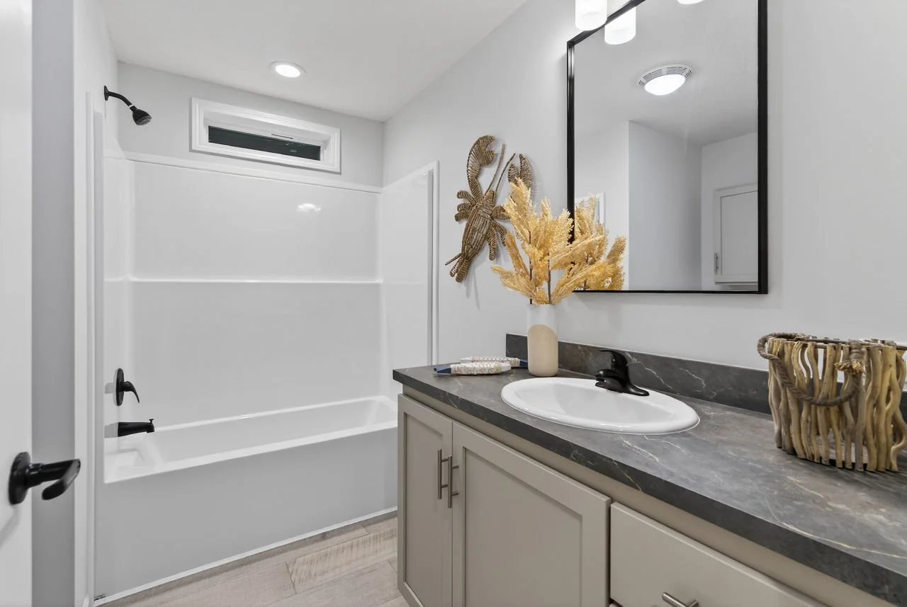 112-paramount-3260h32394-odyssey-bath.jpeg