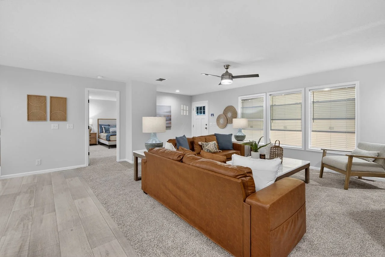 112-paramount-3260h32394-odyssey-living-room-5.jpeg