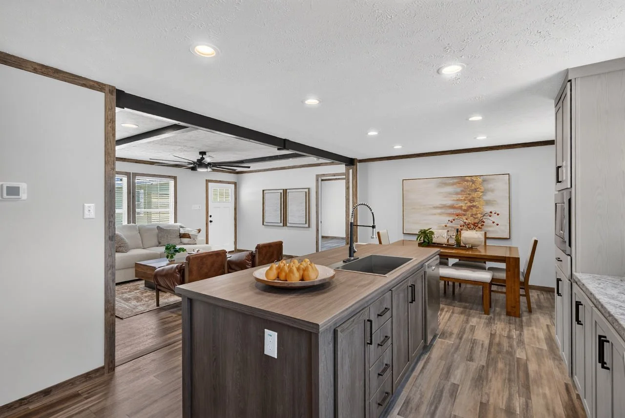 021-highland-meadowview-kitchen-3.jpeg