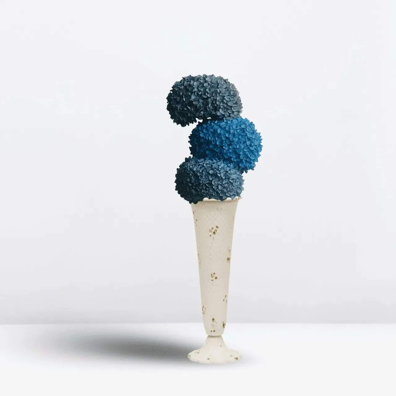 Blue+Hydrangeas+in+Vase1 Large_converted.webp