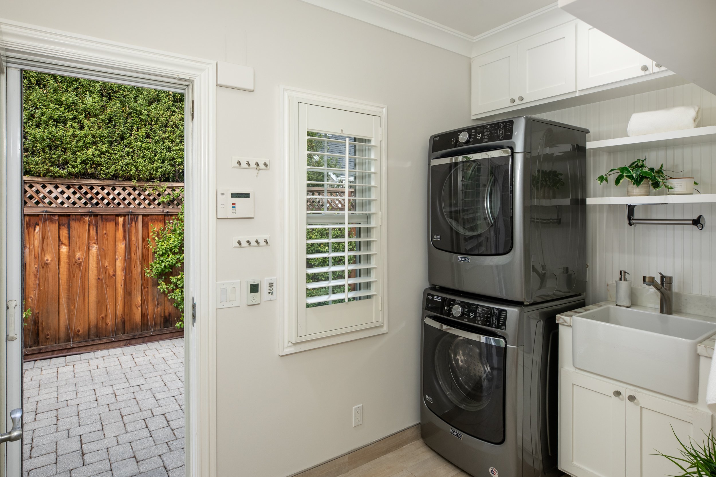 18-Linden_Matt_Anello-6883-MLS.jpg